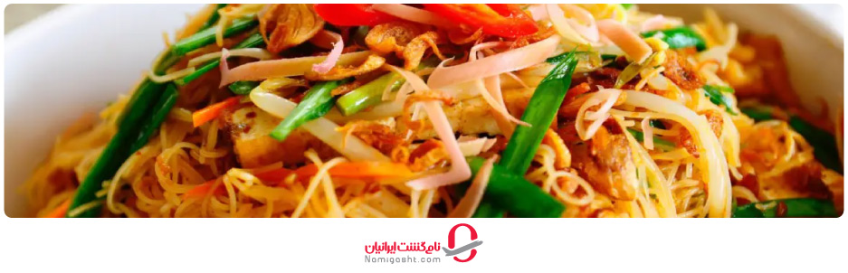 نودل بیهون سرخ شده