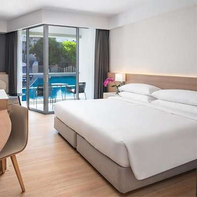 Hotel andaman beach phuket